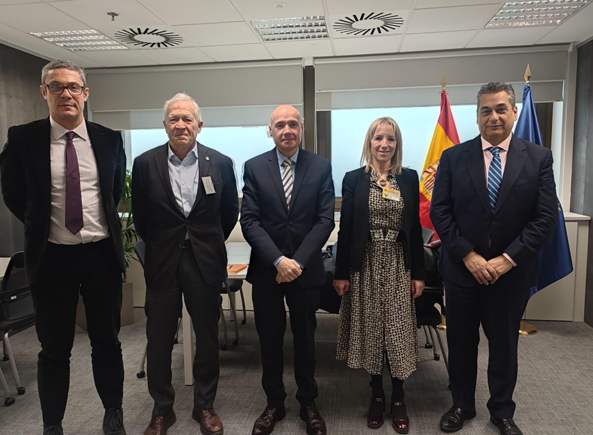 Lee más sobre el artículo Reunión clave de la CCS y Fundación Bertelsmann con el secretario de universidades para el desarrollo de la Formación Dual Universitaria
