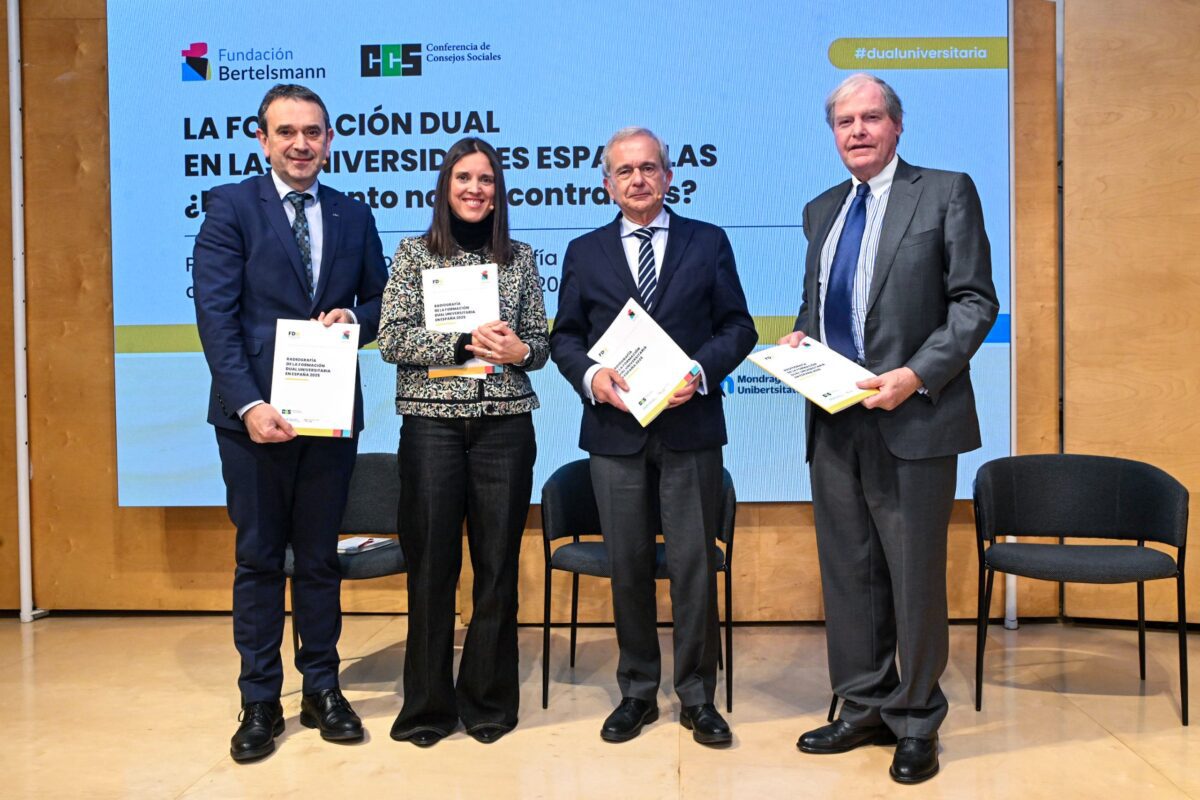 Lee más sobre el artículo El 50% de las universidades españolas cuenta con alguna titulación dual